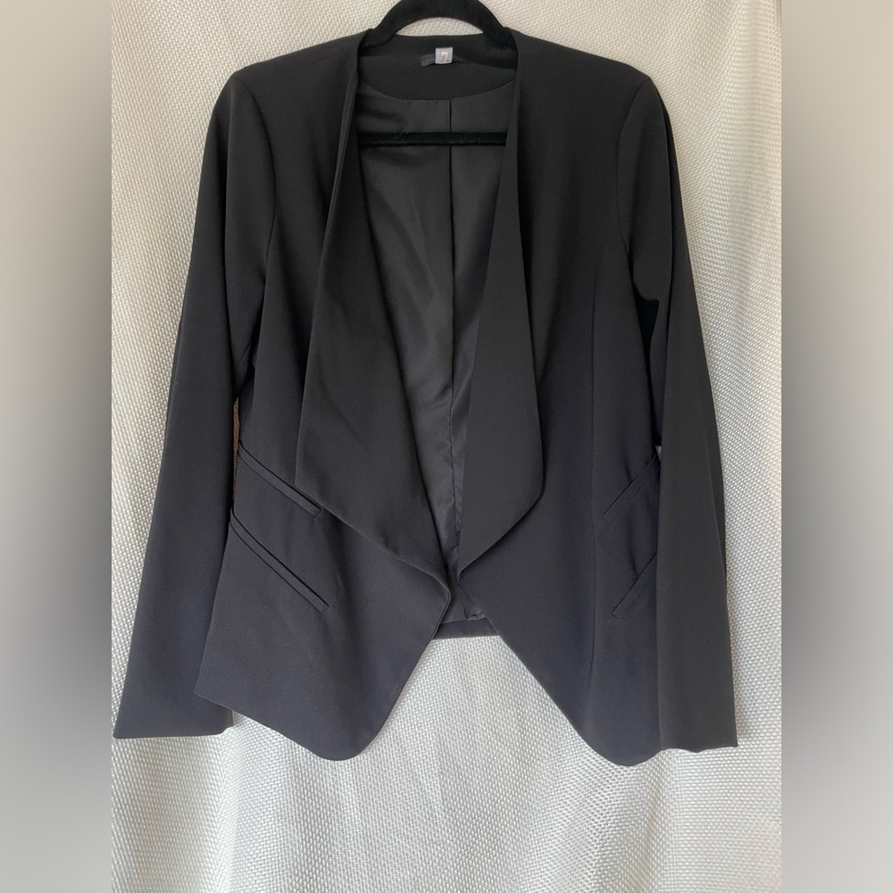 Willi Smith black open blazer Size M